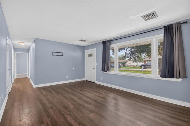 12515 41st AVENUE, Pleasant Prairie, WI 53158