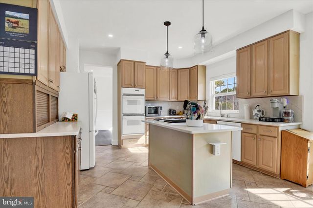 852 MAYFAIR WAY, Sykesville, MD 21784