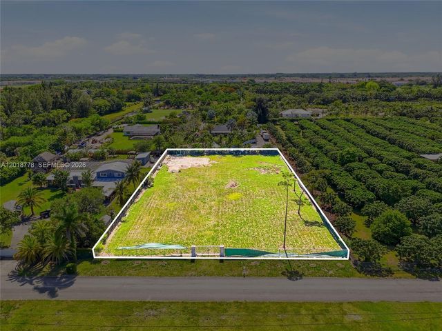 23600 SW 122 Avenue, Miami, FL 33032