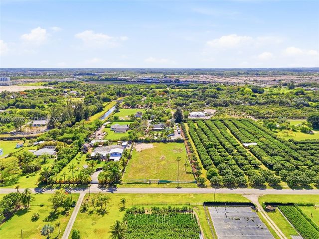 23600 SW 122 Avenue, Miami, FL 33032