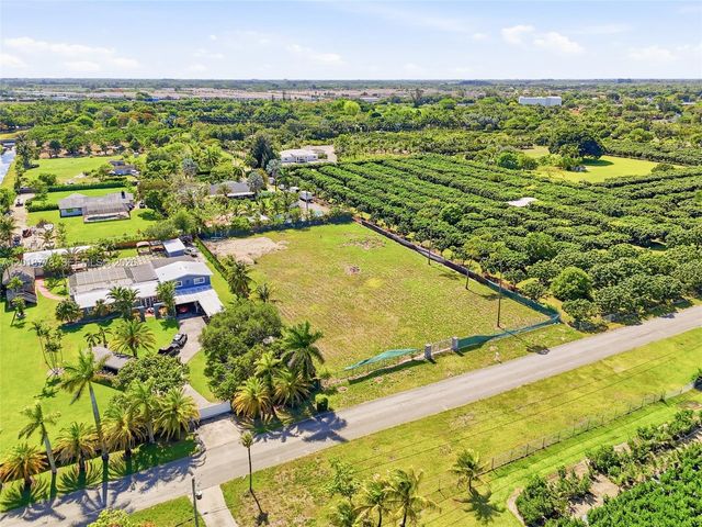 23600 SW 122 Avenue, Miami, FL 33032