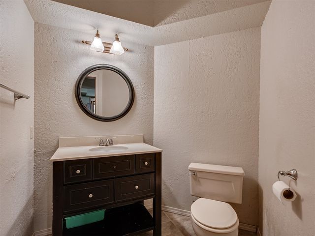 1709 Chaparral Lane, Edmond, OK 73013