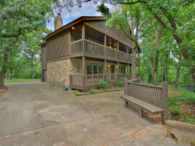1709 Chaparral Lane, Edmond, OK 73013