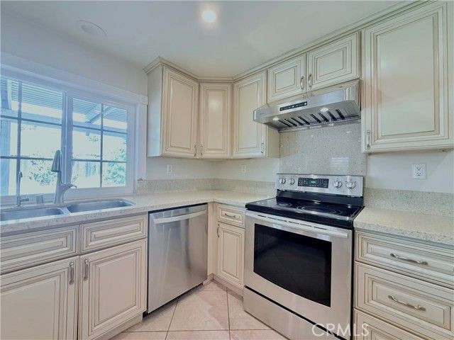 7 Calhoun, Irvine, CA 92620