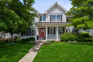 2566 Fielding Drive, Glenview, IL 60026