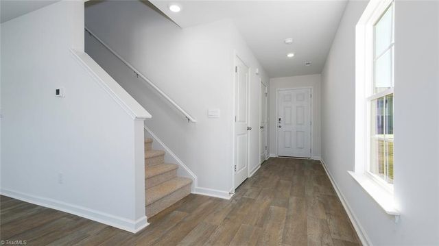 1532 Hamilton Hills Drive, Greensboro, NC 27406