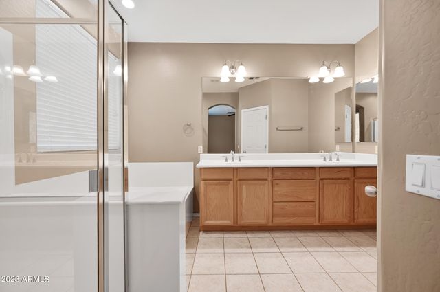 18165 W CANYON Lane, Goodyear, AZ 85338