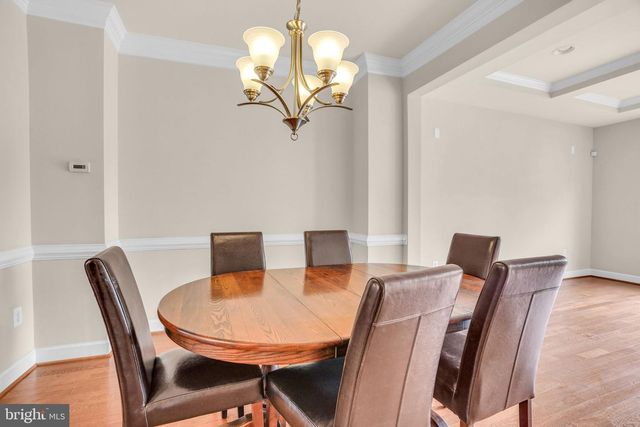 2619 S KENMORE CT, Arlington, VA 22206