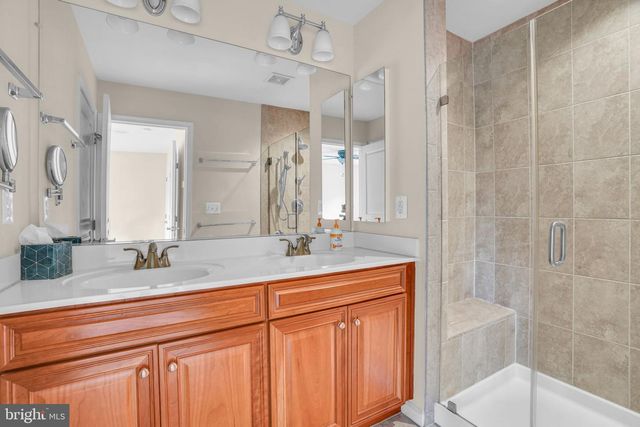 2619 S KENMORE CT, Arlington, VA 22206