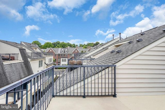 2619 S KENMORE CT, Arlington, VA 22206