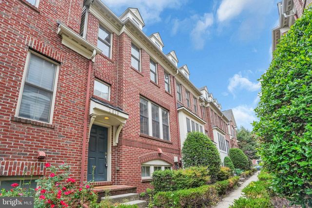 2619 S KENMORE CT, Arlington, VA 22206