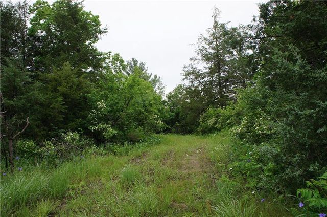 000 1000th Street, Eau Claire, WI 54701