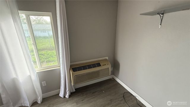 47 SE 10th Street, College Place, WA 99324