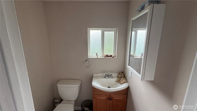 47 SE 10th Street, College Place, WA 99324