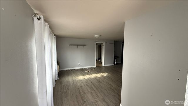 47 SE 10th Street, College Place, WA 99324