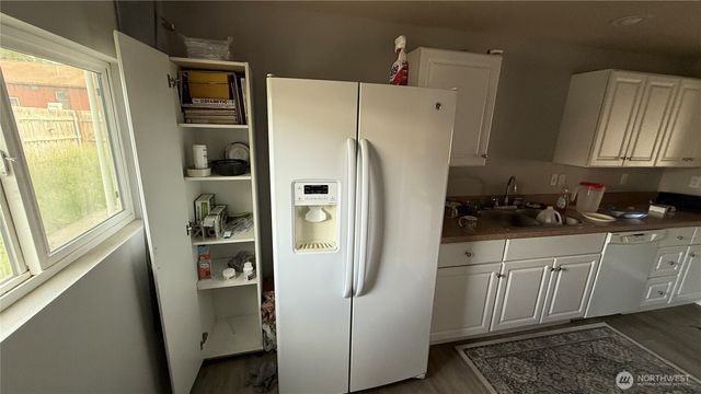 47 SE 10th Street, College Place, WA 99324