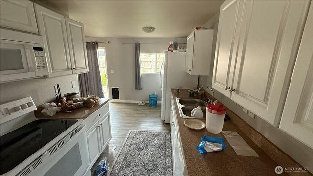 47 SE 10th Street, College Place, WA 99324