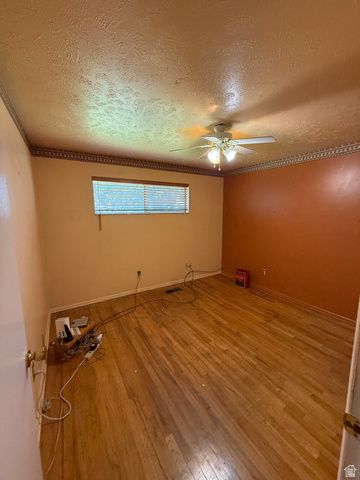 964 E 5290 S, Murray, UT 84117