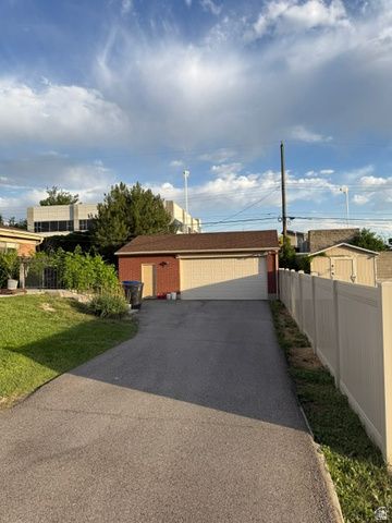964 E 5290 S, Murray, UT 84117