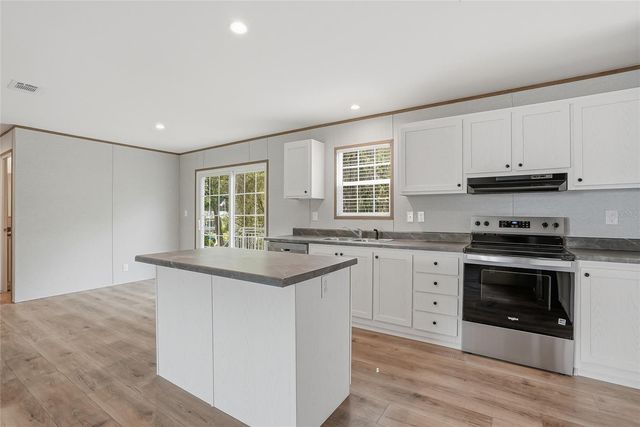 12015 WESTBAY AVENUE, New Port Richey, FL 34654