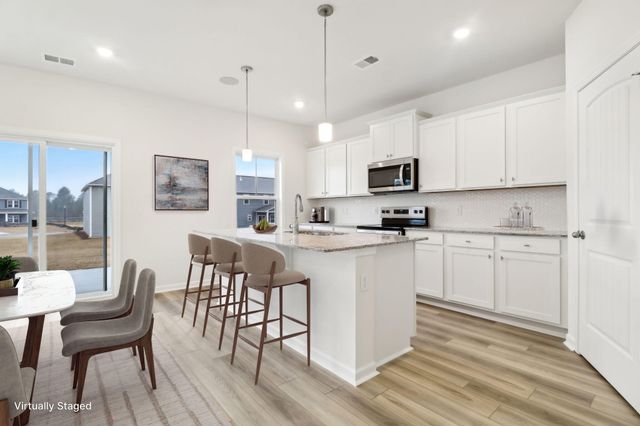 8087 Smooth Whiskey Circle, New Ellenton, SC 29809