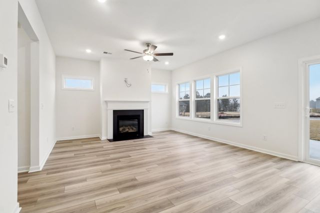 8087 Smooth Whiskey Circle, New Ellenton, SC 29809