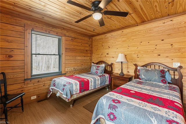 594 Ferry Landing DR, Boydton, VA 23917