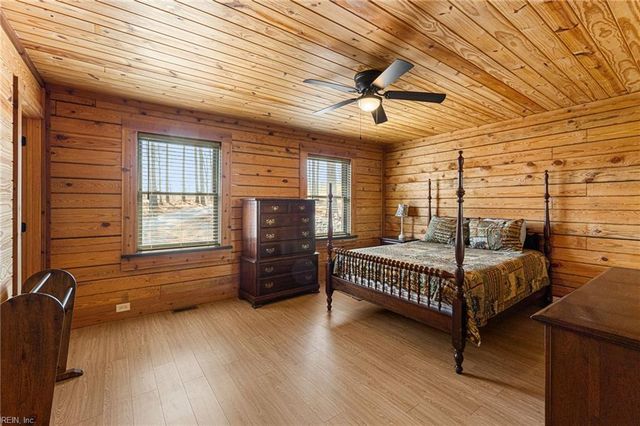 594 Ferry Landing DR, Boydton, VA 23917