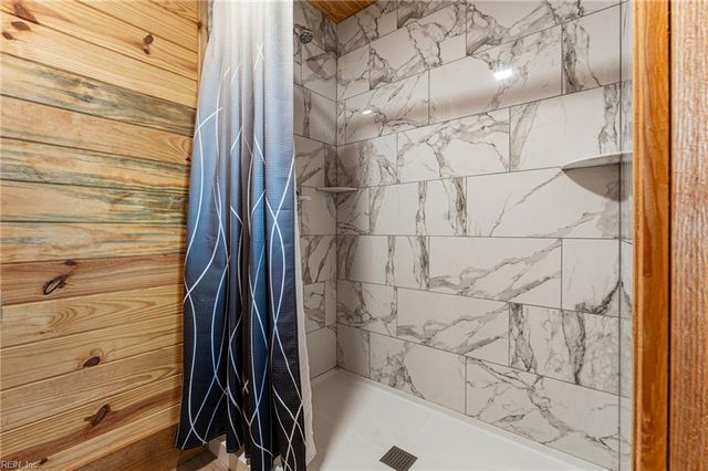 594 Ferry Landing DR, Boydton, VA 23917