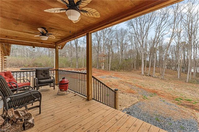 594 Ferry Landing DR, Boydton, VA 23917
