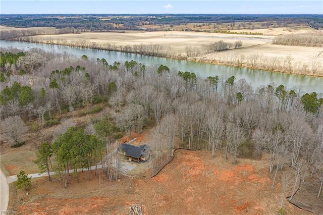 594 Ferry Landing DR, Boydton, VA 23917