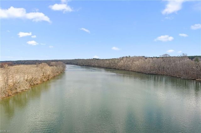 594 Ferry Landing DR, Boydton, VA 23917