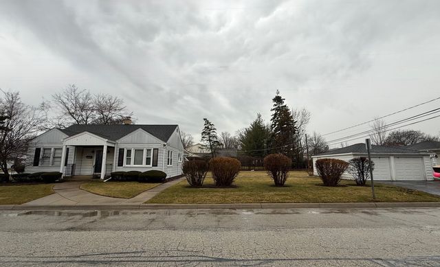 313 E George Street, Arlington Heights, IL 60005