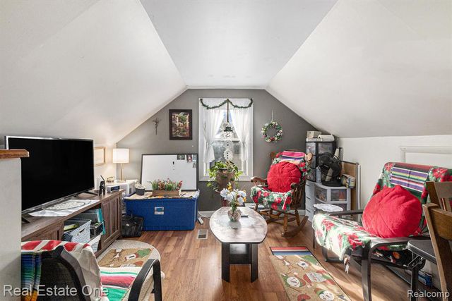 20230 Empire Street, Taylor, MI 48180