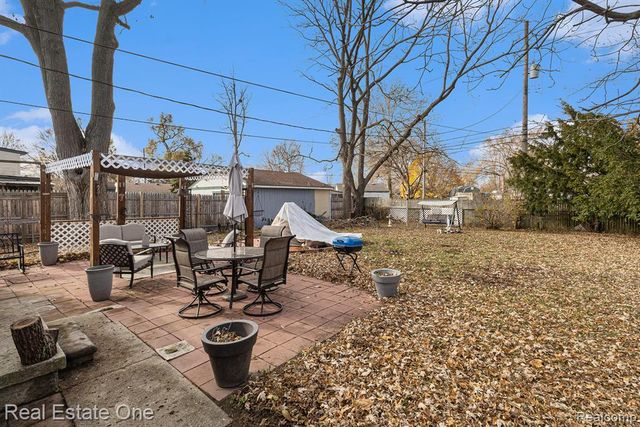 20230 Empire Street, Taylor, MI 48180