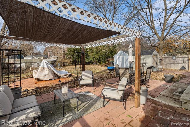 20230 Empire Street, Taylor, MI 48180