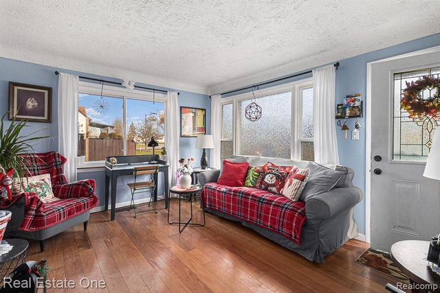 20230 Empire Street, Taylor, MI 48180