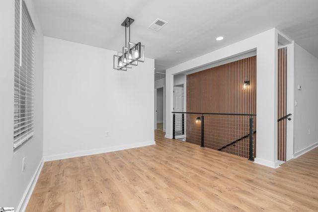 10 Valley View Lane, Greenville, SC 29605