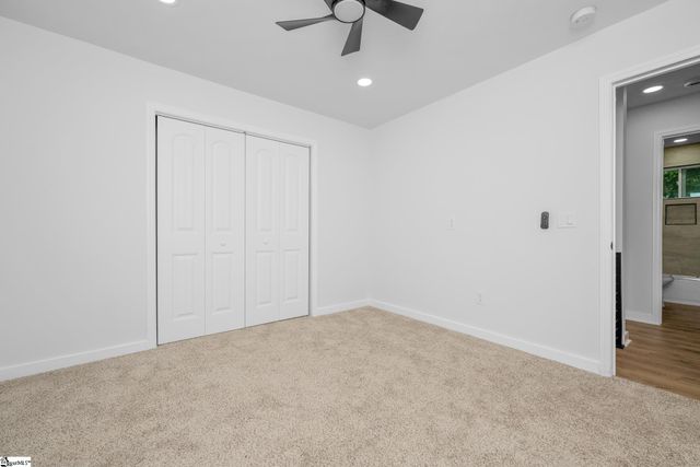 10 Valley View Lane, Greenville, SC 29605