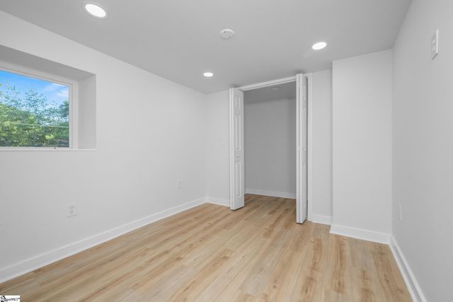 10 Valley View Lane, Greenville, SC 29605