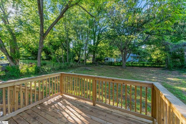 10 Valley View Lane, Greenville, SC 29605