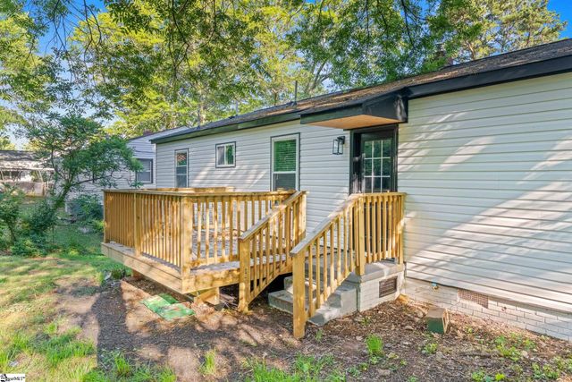 10 Valley View Lane, Greenville, SC 29605