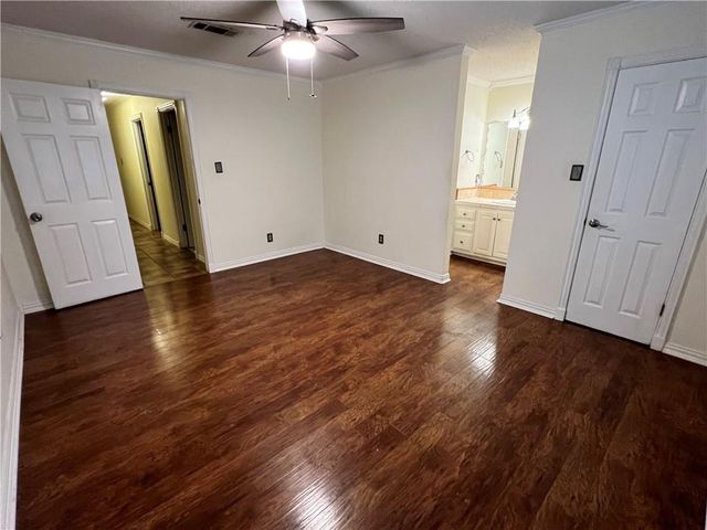 8652 RIDGEMONT Drive, Pineville, LA 71360