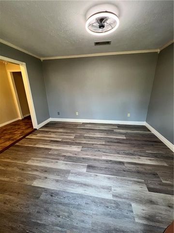 8652 RIDGEMONT Drive, Pineville, LA 71360