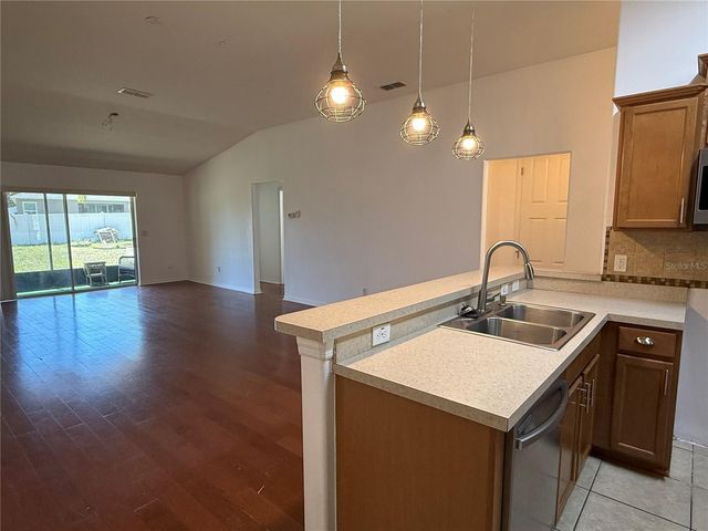 5727 RUTHERFORD ROAD, Mount Dora, FL 32757