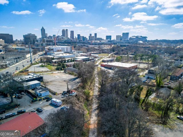 578 Cedar Avenue, Atlanta, GA 30318