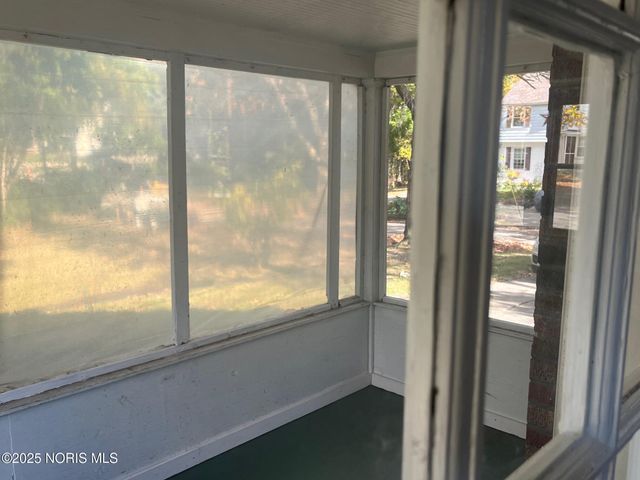 838 Wylie Avenue, Toledo, OH 43609