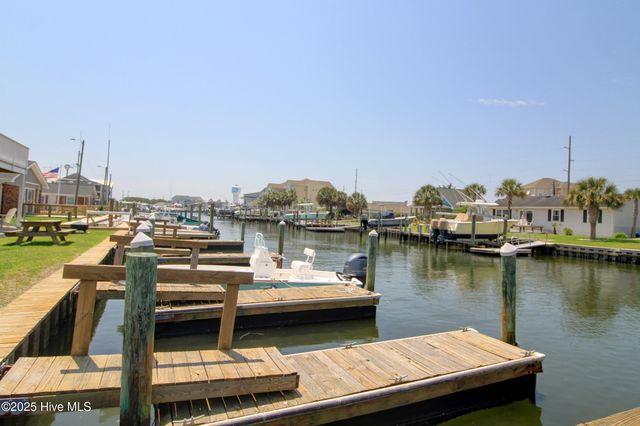 127 Old Causeway Road 27, Atlantic Beach, NC 28512