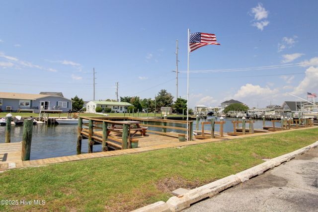 127 Old Causeway Road 27, Atlantic Beach, NC 28512