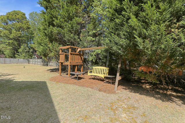 1224 Secotan Place, Fuquay Varina, NC 27526